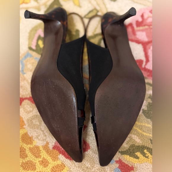 STUART WEITZMAN Vintage Black & Tortoise Patent Pointed Toe Slingback Heels - 11 - Picture 13 of 16
